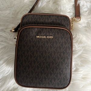 Michael Kors Crossbody